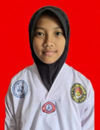JUARA 2 SUPER KADET B UNDER 42 PUTRI NADINDRA ZAHIRA